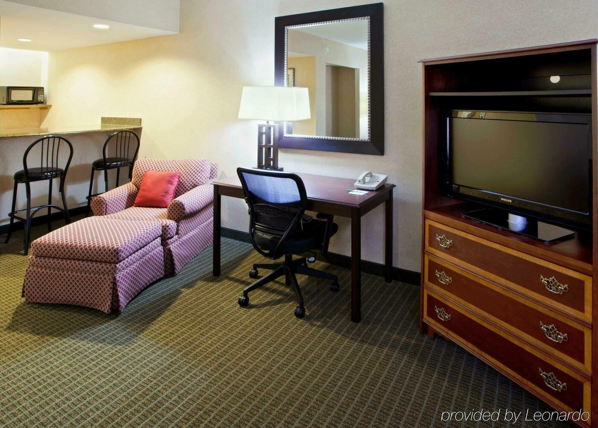 Holiday Inn Washington-Dulles International Airport, An Ihg Hotel Стърлинг Екстериор снимка